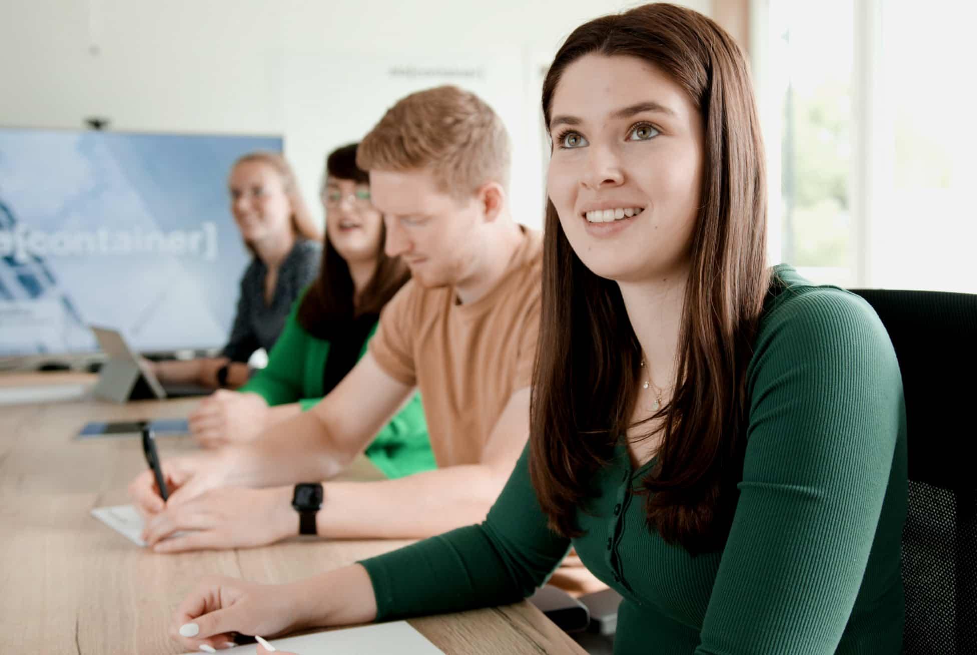 berufseinsteiger-erfahrene-entwicklungsperspektiven-weiterbildung